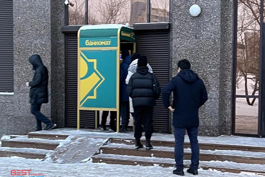 Большинство банков в Казахстане открылись – АРРФР 