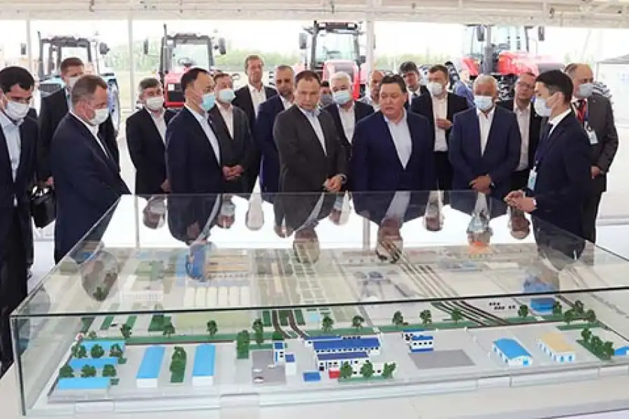 Кроме этого, белорусская сторона поставит технологии для молочно-товарных ферм 