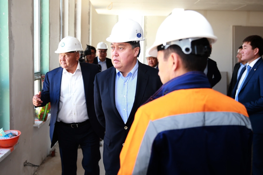Премьер-Министр РК Аскар Мамин с рабочей поездкой посетил Шымкент и Туркестан 