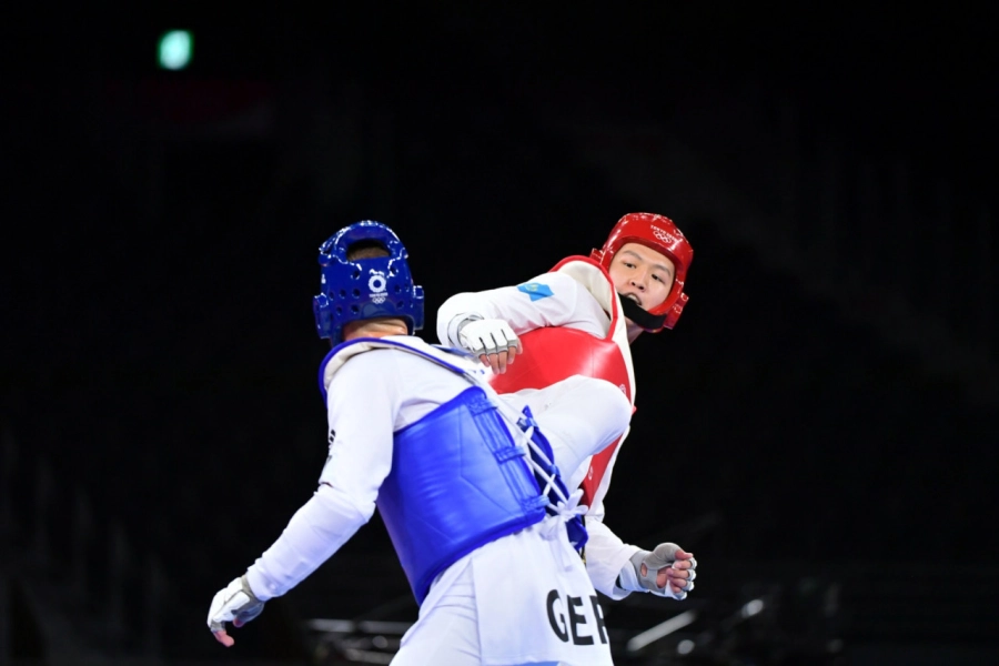 Жапаров победил чемпиона мира на Олимпиаде2020 