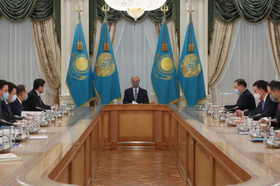 Токаев поручил акимам позаботиться о нуждах казахстанцев во время пандемии 