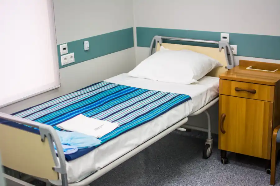 В Алматы выписали второго пациента, победившего коронавирус 