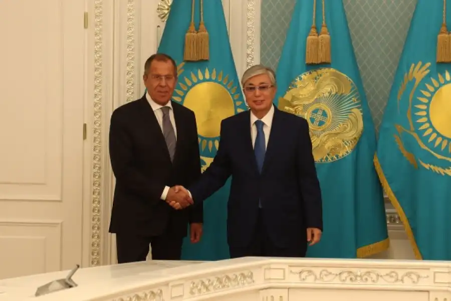 Награда к юбилею: Президент Казахстана наградил орденом Сергея Лаврова  