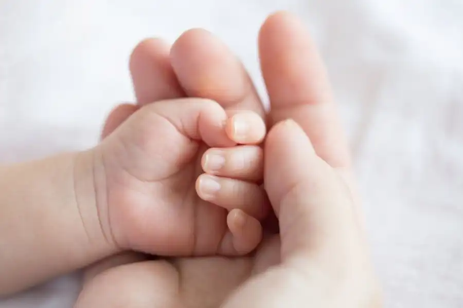 В Алматы 4-месячного младенца вылечили от коронавируса 