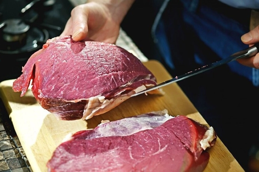 Мясо подорожает до 15 тыс тенге? Ответ Минсельхоза о вероятности дефицита мяса в Казахстане 