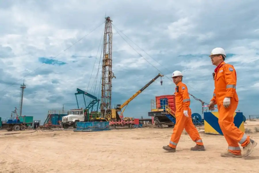 Минэнерго и Total пролонгировали освоение месторождения Дунга на 15 лет 