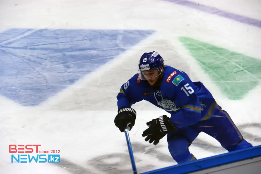 "Барыс" увеличил преимущество в матче с Нефтехимиком 