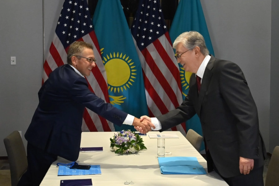 Президент Казахстана прибыл в Нью-Йорк и провел встречи с бизнесменами 