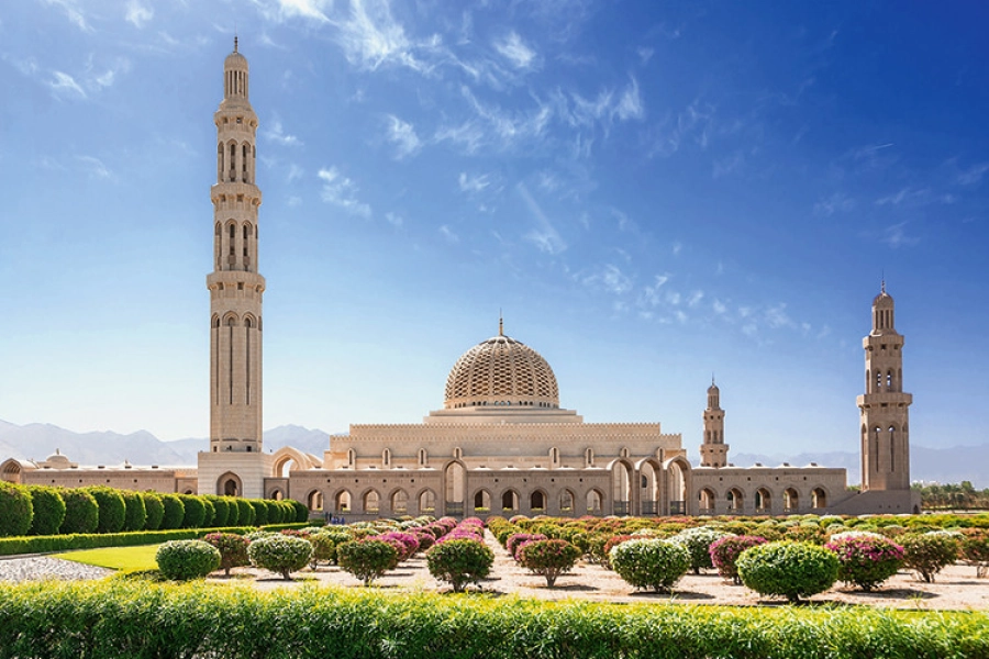 Казахстанцам разрешили безвизовые поездки в Оман, но на конкретных условиях 