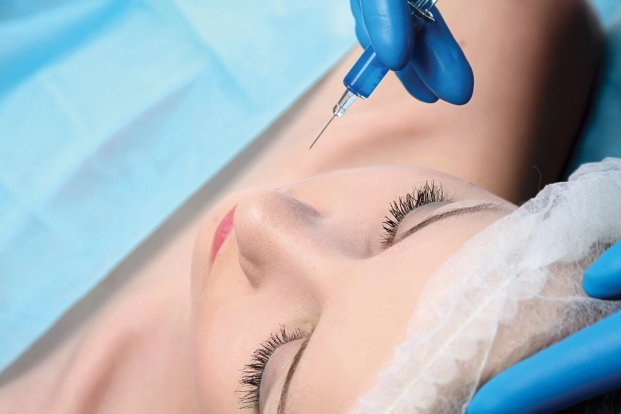 Казахстанцы не смогут использовать пенсионные средства на пластические операции 