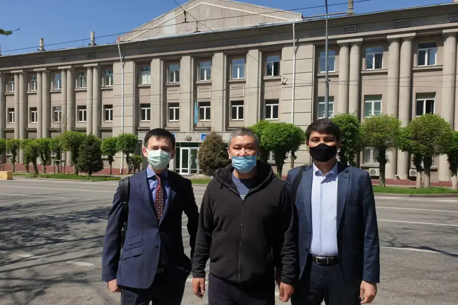 Гражданский активист Арман Шураев вышел на свободу под подписку о невыезде 