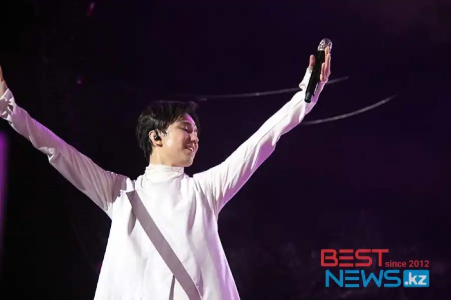 Несравненный: Димаш Кудайберген стал лауреатом премии «Халықтың сүйіктісі - Народный любимец-2019» 