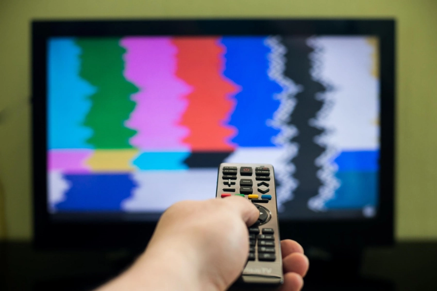 Казахстанцев предупредили о приостановке работы ТВ и радио 