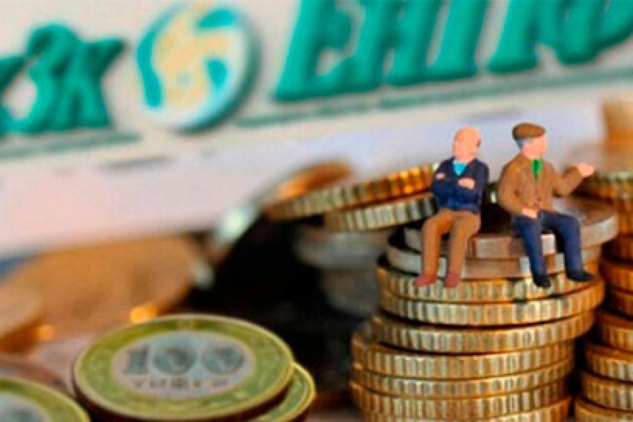 Почему казахстанцев ограничивают с использовании накоплений из ЕНПФ. Ответ главы "Отбасы банка" 