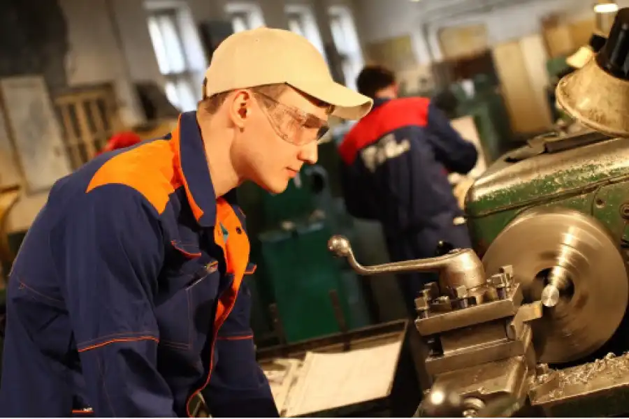 Минтруда обещает казахстанцам 1 млн онлайн-вакансий 