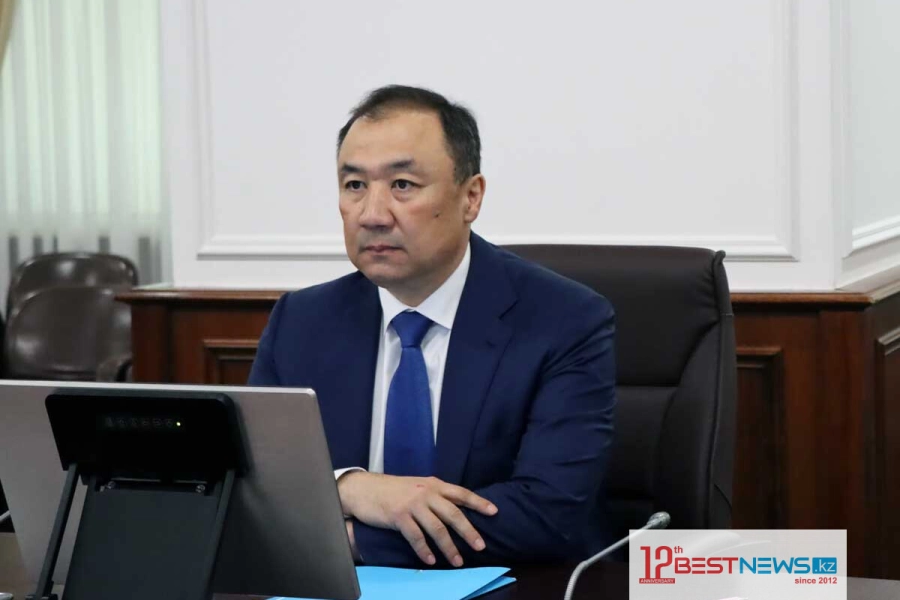 Новый министр транспорта Казахстана принес присягу 
