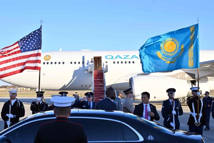 Президент Казахстана прибыл с визитом в Вашингтон 