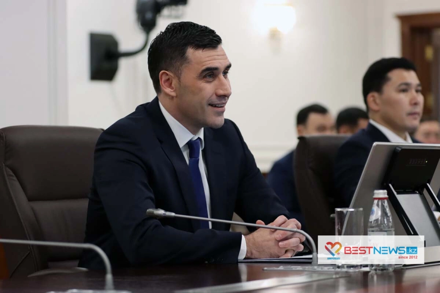 Спортсмены участвуют в заседании Правительства РК 