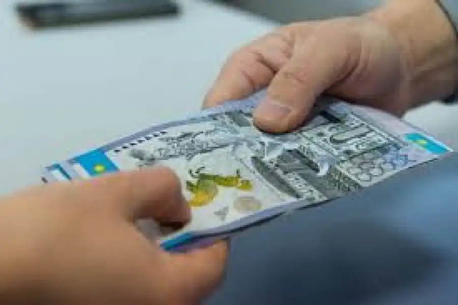 Абаев: Работодатели должны подать заявки на выплаты своим работникам во время карантина 