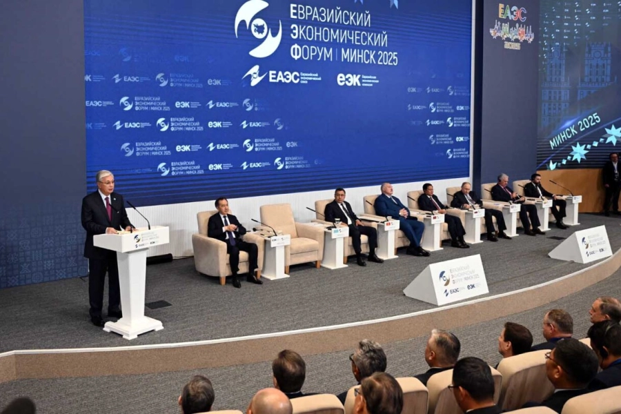 Президент Казахстана предложил странам ЕАЭС объединить усилия в сфере развития ИИ 