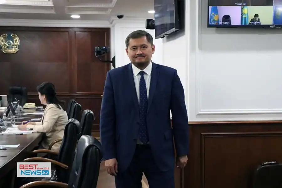 Министр Саясат Нурбек рассказал, что его дети продолжат учебу в частной школе на Кипре 