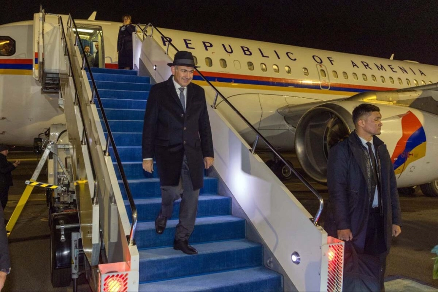 Премьер-министр Армении Никол Пашинян прибыл в Астану 
