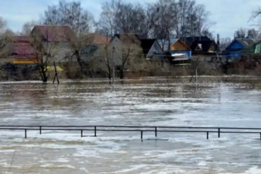 МВД РК: Водохранилище в Петропавловске переполнено на 114 процентов 