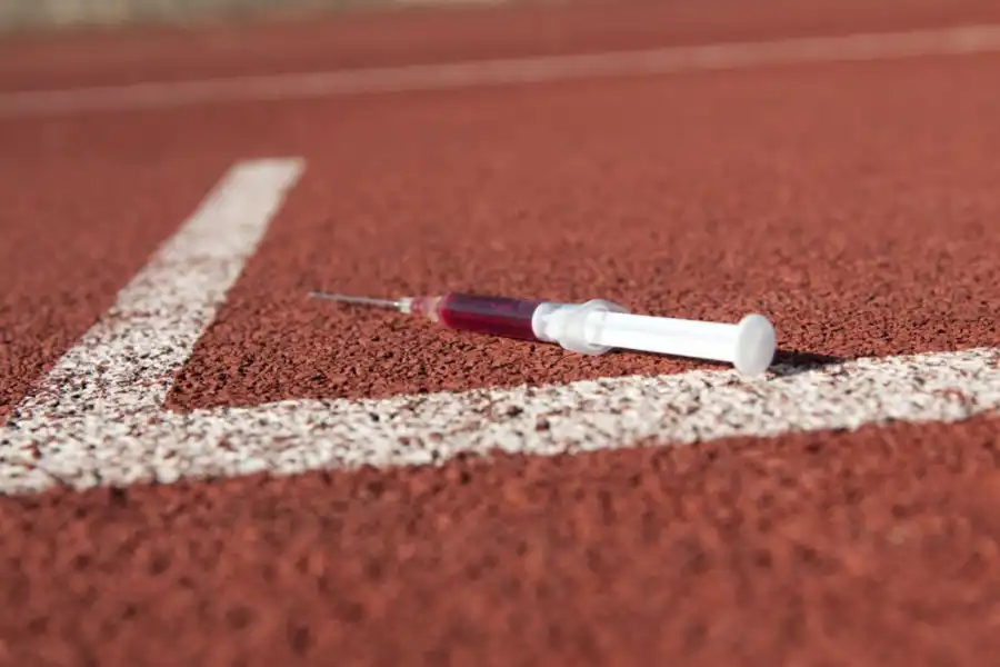 Парламент Казахстана разрешил возвращать квартиры и премии спортсменов, уличенных в использовании допинге 