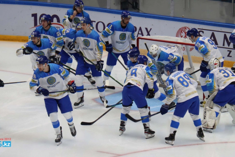 Тренировки сборной Казахстана по хоккею начнутся в апреле 