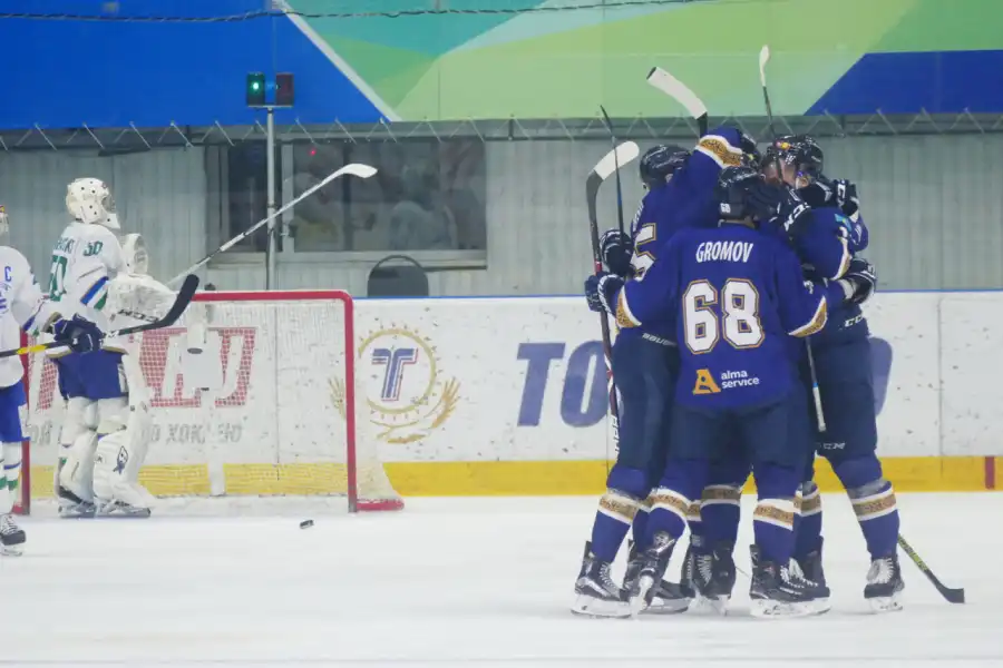 "Торпедо" вынесло "Торос", у Рымарева хет-трик 