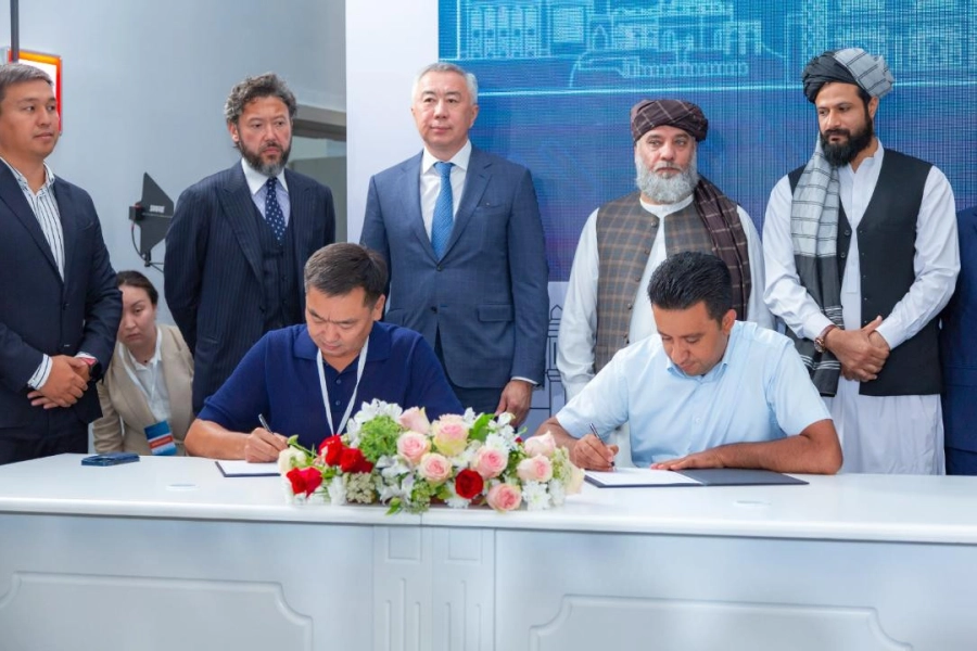 Казахстан и Афганистан подписали контракты на $190 млн 