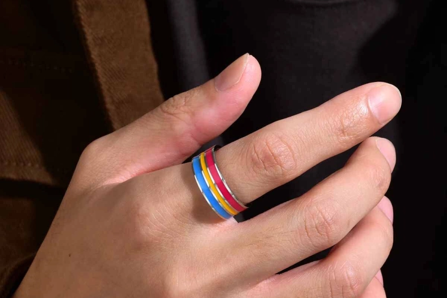 Мажилис принял в двух чтениях закон о запрете на ЛГБТ-пропаганду 