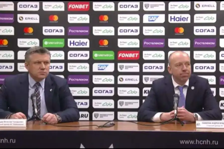 Буцаев не согласился с мнением Скабелки после матча Нефтехимик-Барыс 