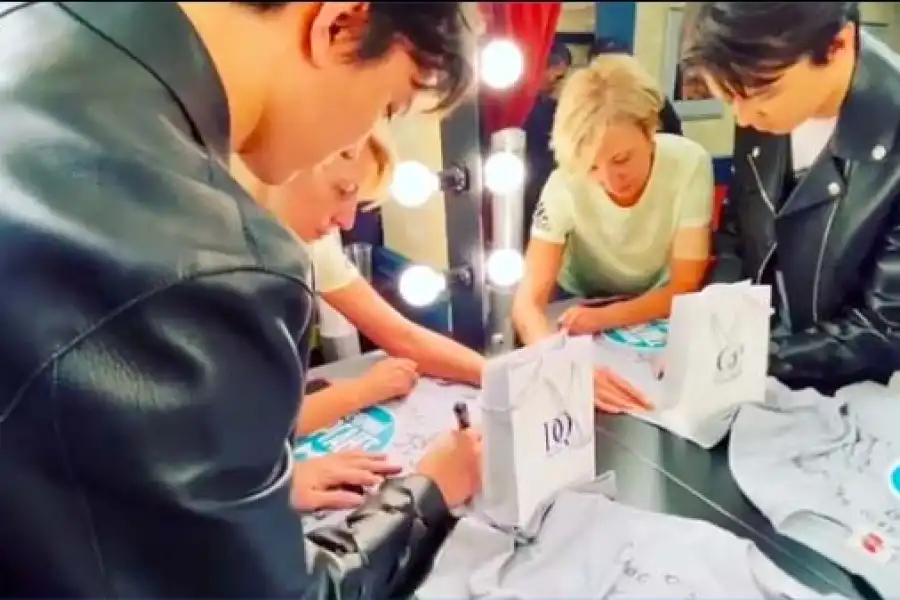 Димаш выступил в "Вечернем Урганте", смотрите эфир сегодня 