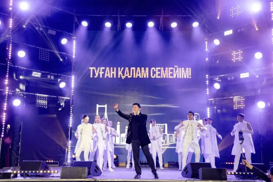 Семей отметил День города без происшествий 