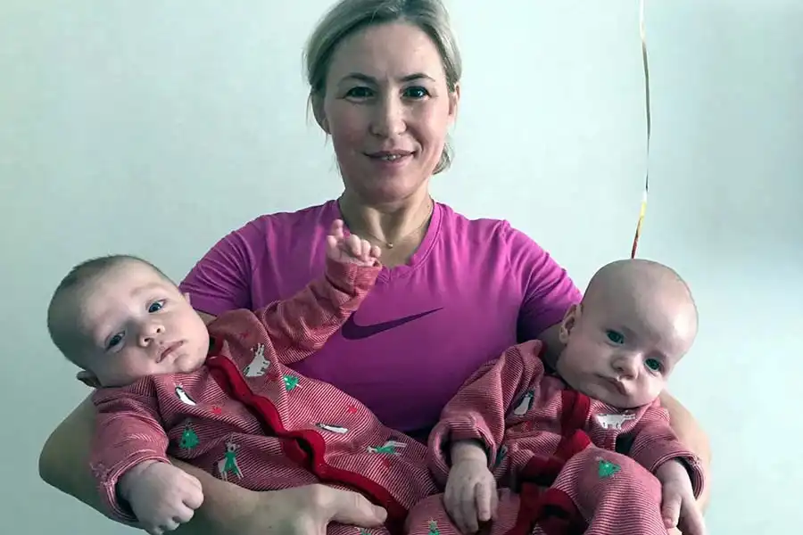 ЭКСКЛЮЗИВ: Легендарная Гюзель Манюрова впервые показала своих сыновей-двойняшек 