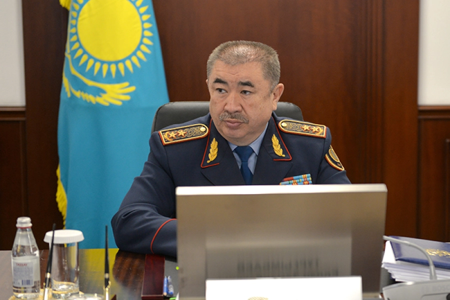 Тургумбаев о наплыве казахстанцев на прием: на местах их проблемы не решаются 