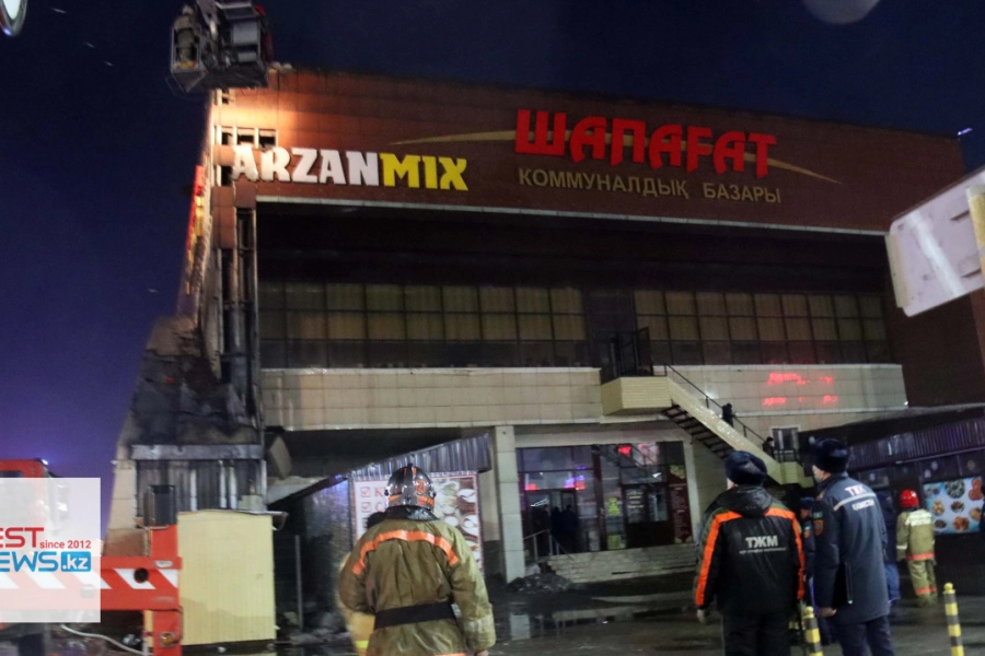 Последствия пожара на столичном рынке "Шапагат" - видео 