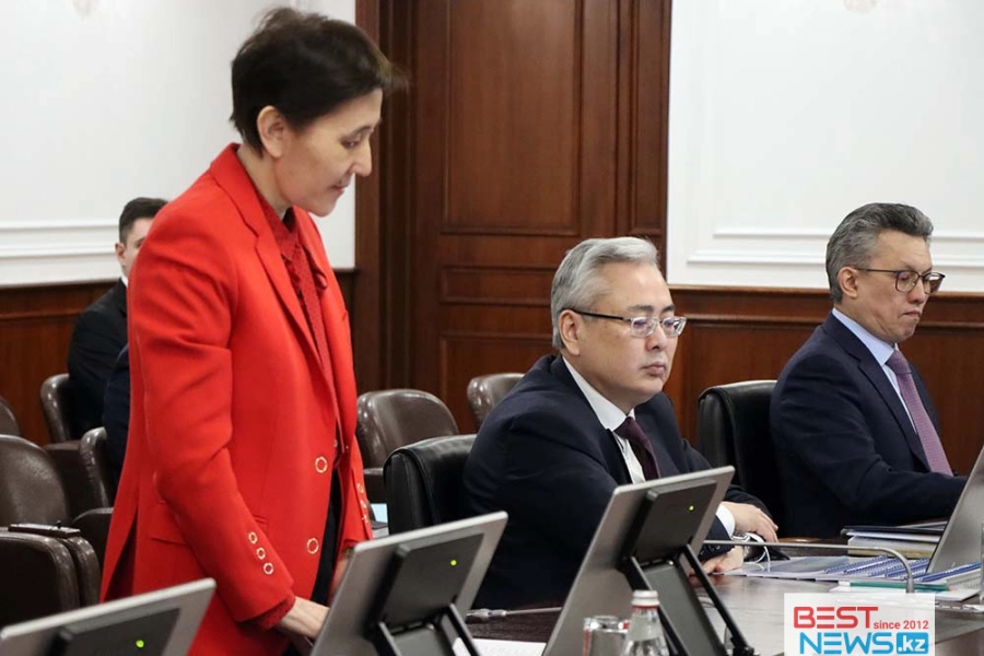 Премьер-Министр представил Тамару Дуйсенову на заседании Правительства Казахстана 