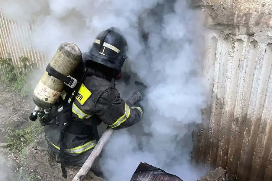 В Уральске на пожаре эвакуировали 9 жильцов 