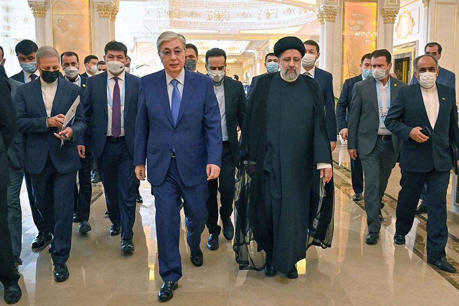 Иран намерен расширить связи с Казахстаном - встреча Токаева с Ибрахимом Раиси 