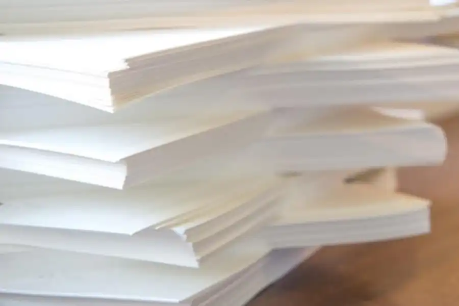 Грозит ли Казахстану дефицит бумаги – ответ главы МИИР РК Ускенбаева 