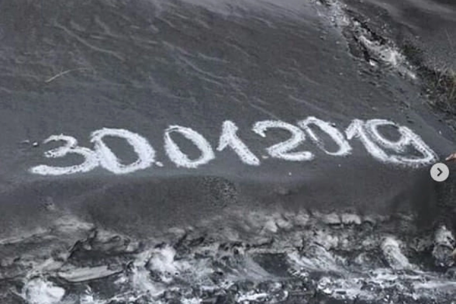 Чёрный снег в Темиртау: экологи начали внеплановую проверку предприятий 