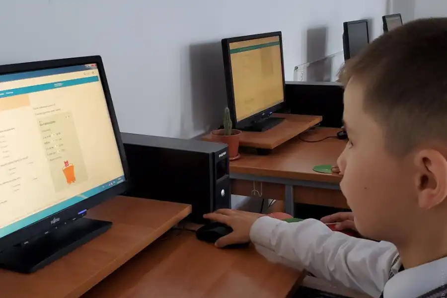 Минздрав Казахстана предлагает сохранить дистанционные уроки в школах 