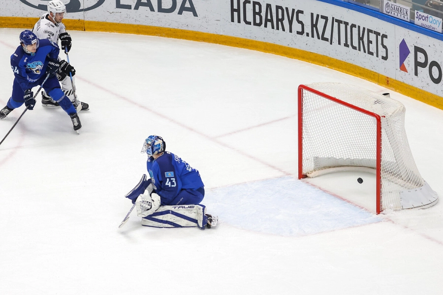 "Барыс" проиграл команде своего бывшего тренера 