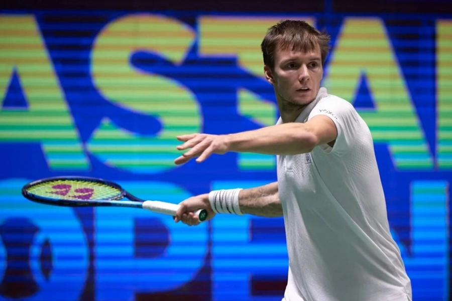 Казахстанец Бублик вышел в третий круг Astana Open ATP 250 