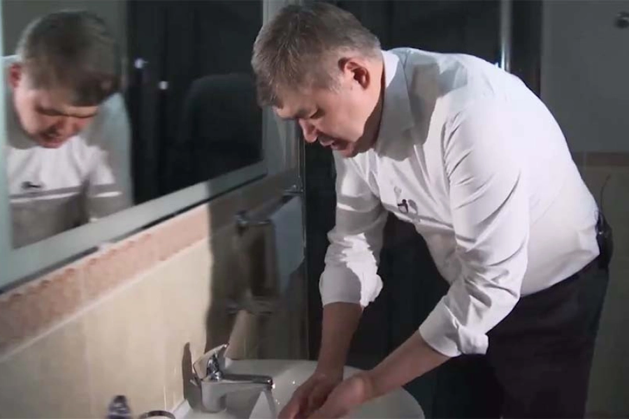 Биртанов мыл руки 50 секунд - lifechack от главы Минздрава РК 