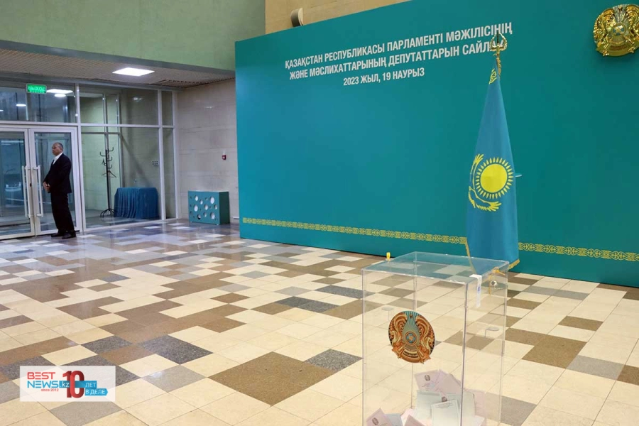 В пяти областях Казахстана продолжается голосование 