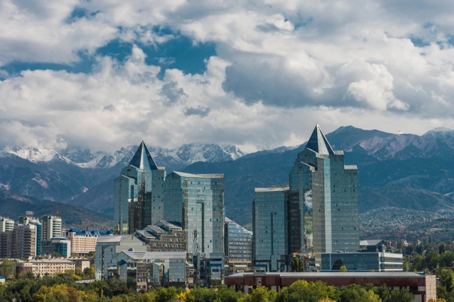 Акимат Алматы изучает влияние ветра на экологию города – аким 