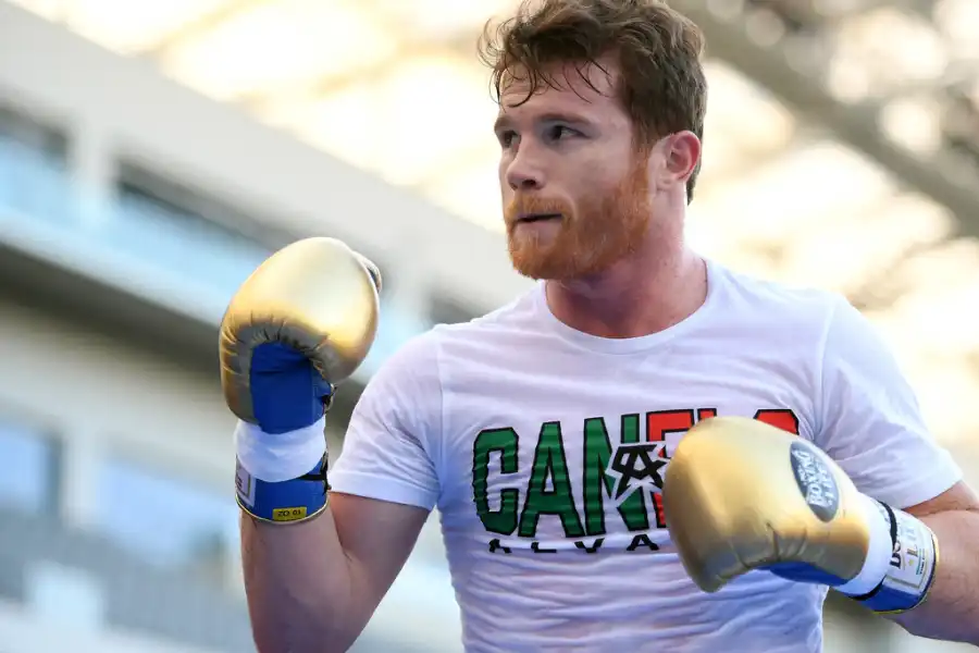 «Канело» определился с датой третьего боя с Головкиным  